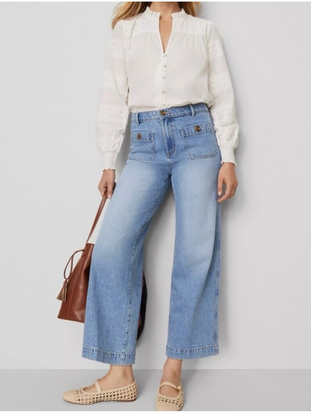 EUC Ann Taylor Wide Leg Patch Pocket Jeans